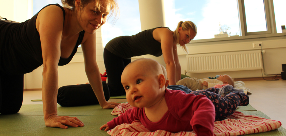 mama-babyyoga